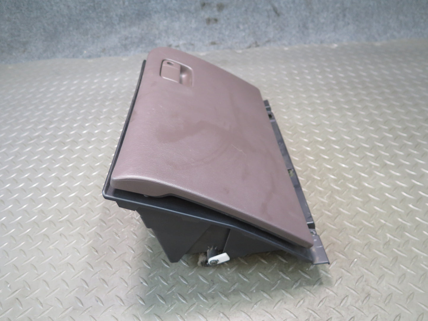 95-97 Nissan Gloria HY33 VIP Dash Glove Box Compartment Storage Brown OEM