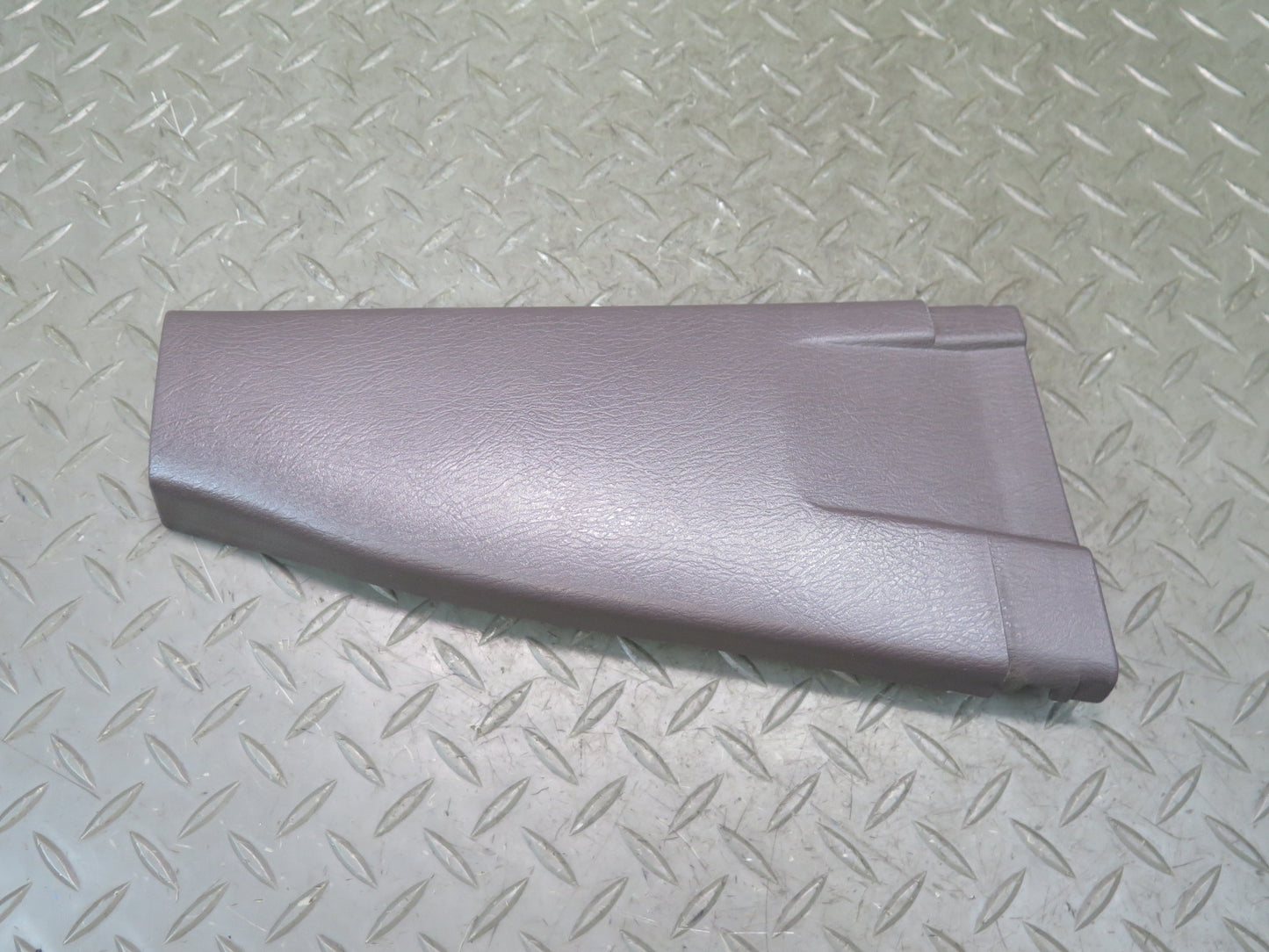 95-97 Nissan Gloria HY33 VIP Set of 2 Rear Middle B Pillar Trim Cover Brown OEM