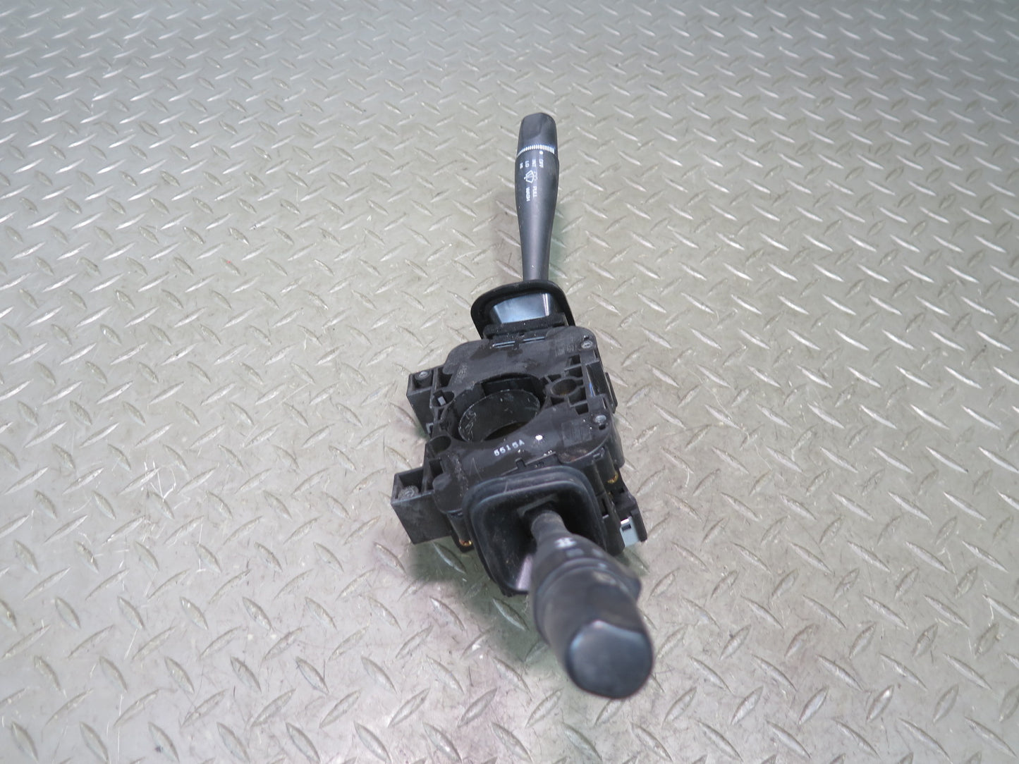 95-97 Nissan Gloria HY33 Steering Column Headlight Wiper Switch Assy OEM