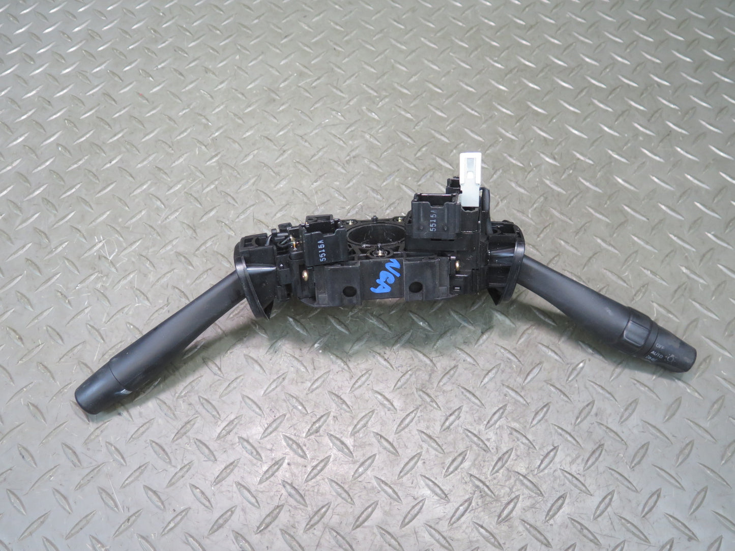 95-97 Nissan Gloria HY33 Steering Column Headlight Wiper Switch Assy OEM