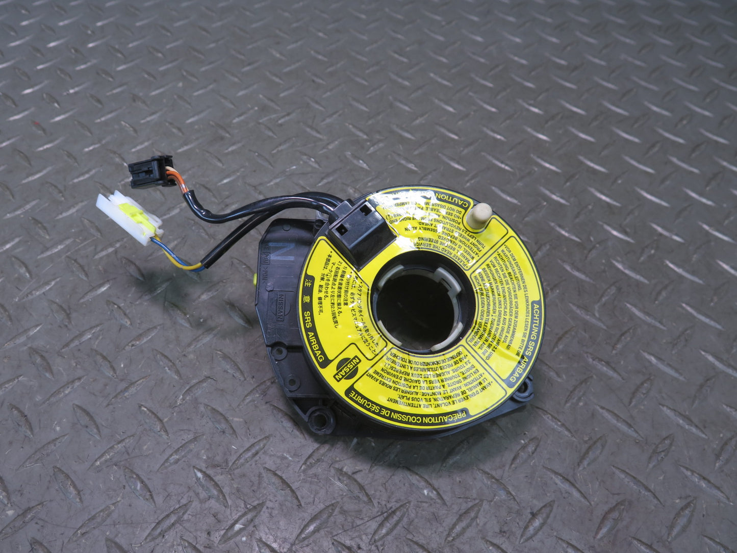 1997 NISSAN GLORIA HY33 STEERING COLUMN CLOCK SPRING OEM