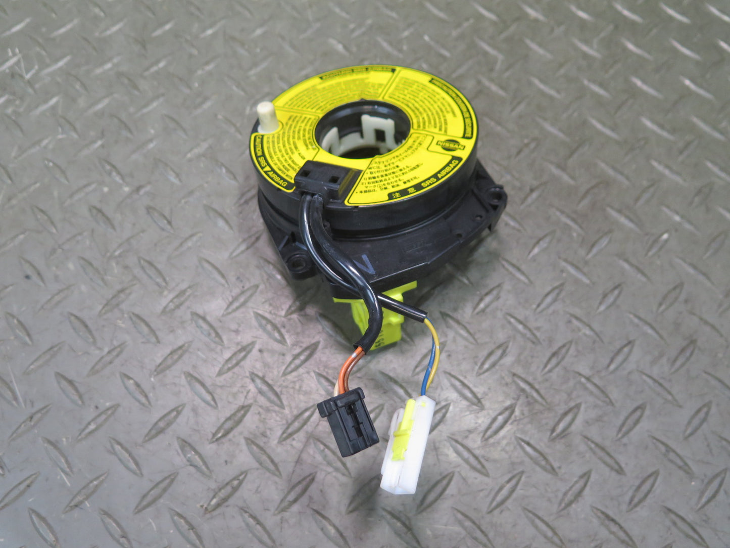 1997 NISSAN GLORIA HY33 STEERING COLUMN CLOCK SPRING OEM