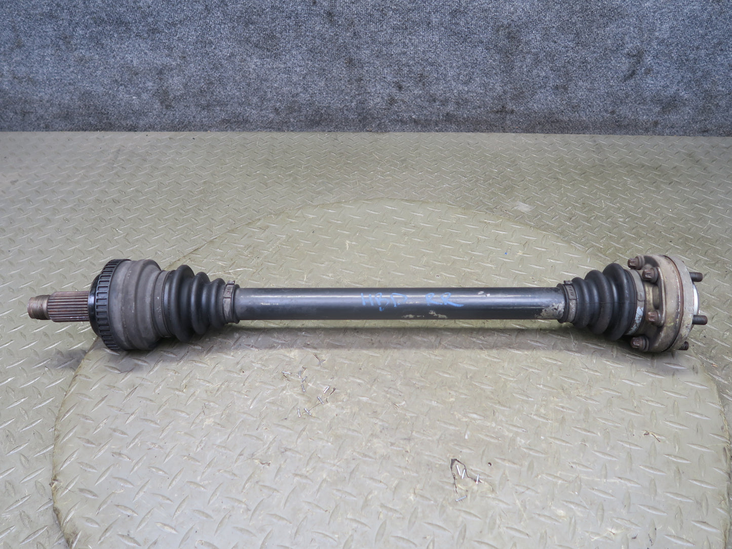 01-06 BMW E46 330Ci M54 RWD A/T Rear Right Suspension Axle Shaft 7505290 OEM