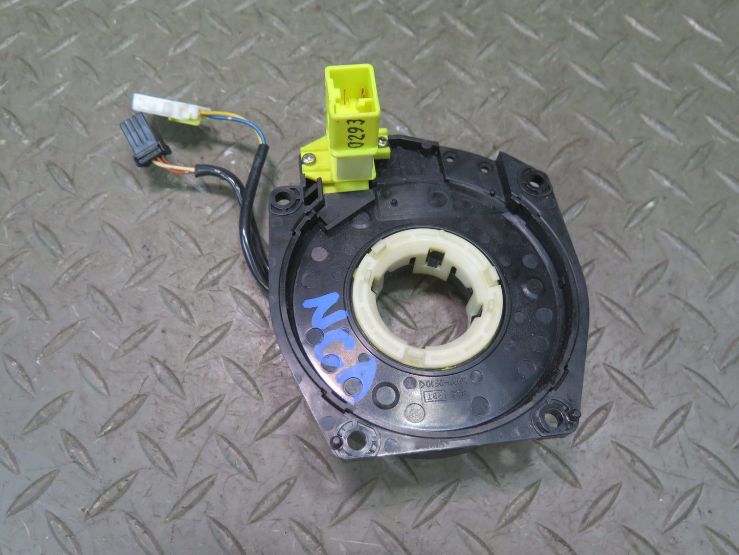 1997 NISSAN GLORIA HY33 STEERING COLUMN CLOCK SPRING OEM