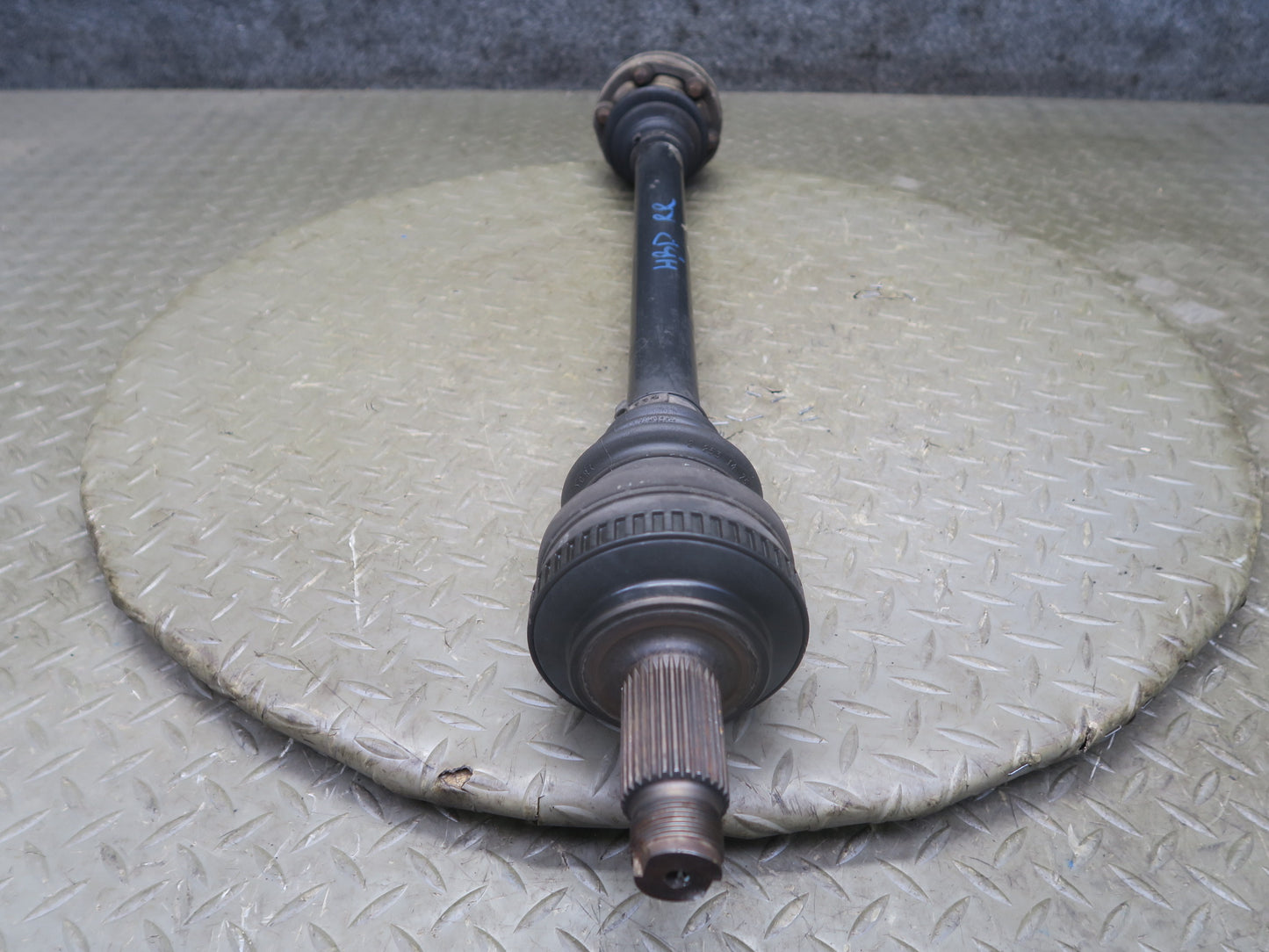 01-06 BMW E46 330Ci M54 RWD A/T Rear Right Suspension Axle Shaft 7505290 OEM