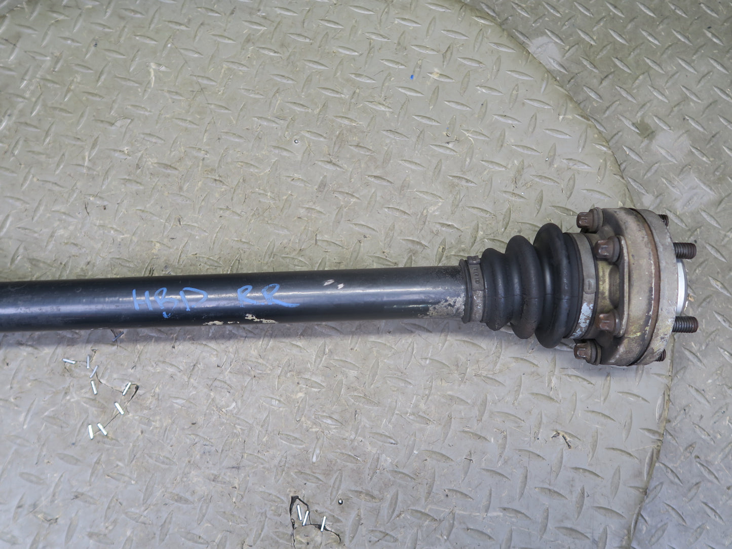 01-06 BMW E46 330Ci M54 RWD A/T Rear Right Suspension Axle Shaft 7505290 OEM