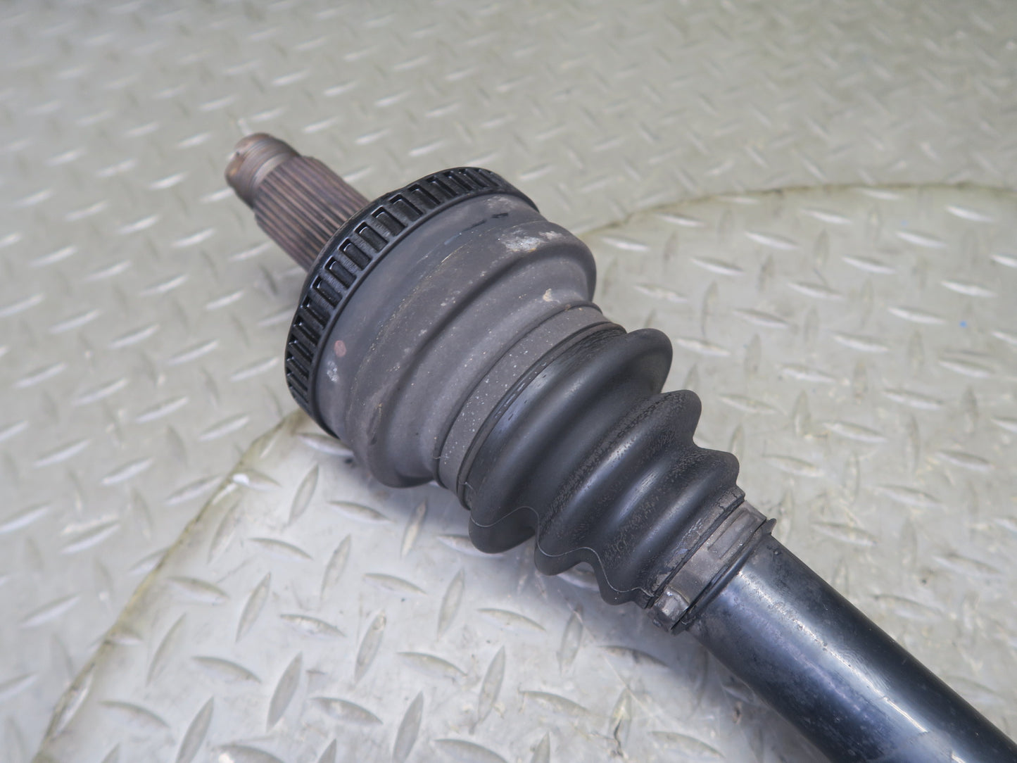 01-06 BMW E46 330Ci M54 RWD A/T Rear Right Suspension Axle Shaft 7505290 OEM