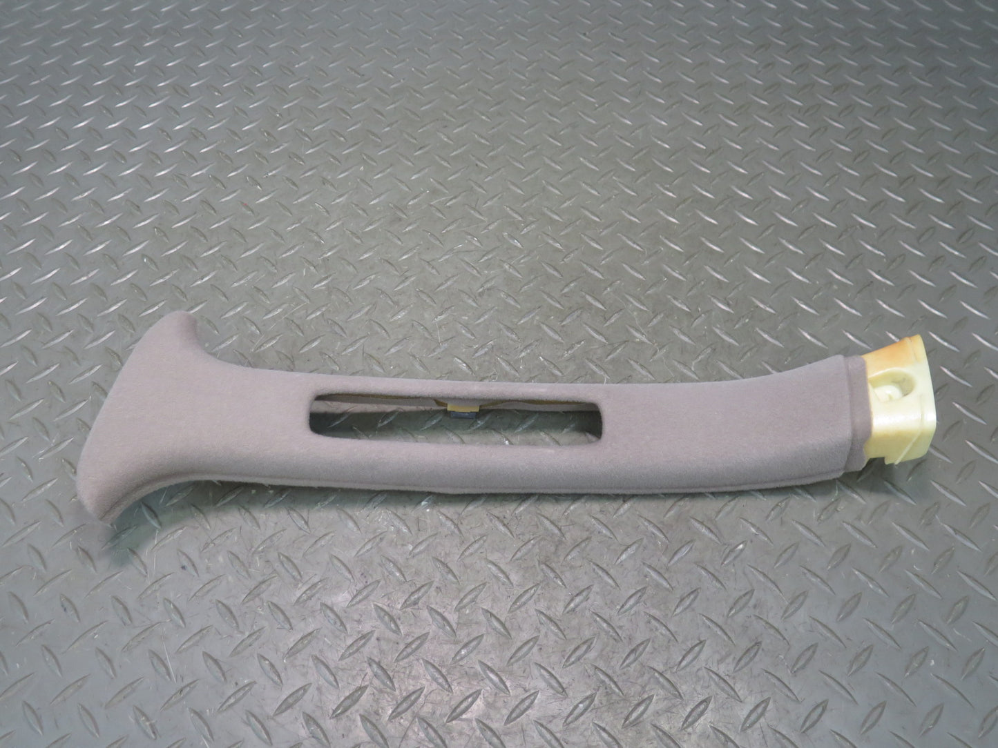 95-97 Nissan Gloria HY33 VIP Set of 2 Rear Upper B Pillar Trim Cover Brown OEM