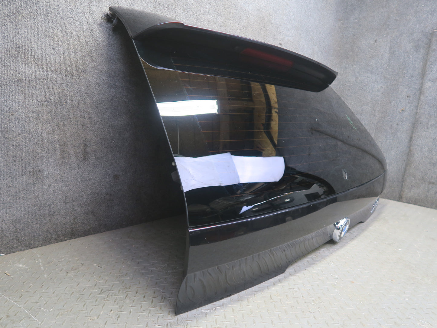 00-06 BMW E53 X5 Rear Trunk Lid Liftgate Upper Panel w Glass Black OEM