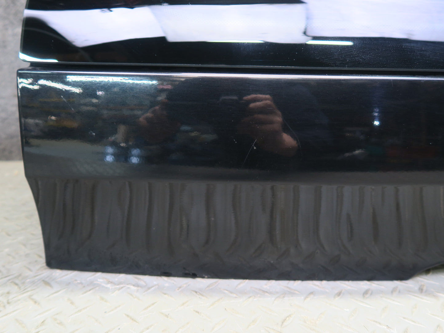 00-06 BMW E53 X5 Rear Trunk Lid Liftgate Upper Panel w Glass Black OEM