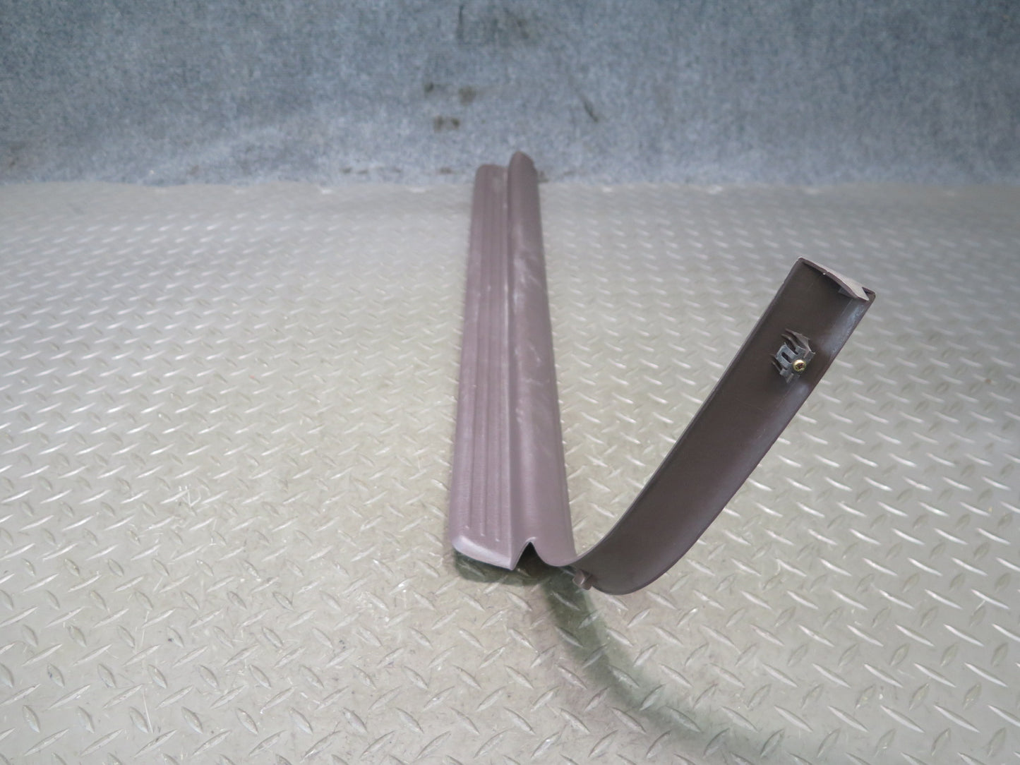 95-97 Nissan Gloria HY33 Set of 4 Front & Rear Door Scuff Sill Plate Trim OEM