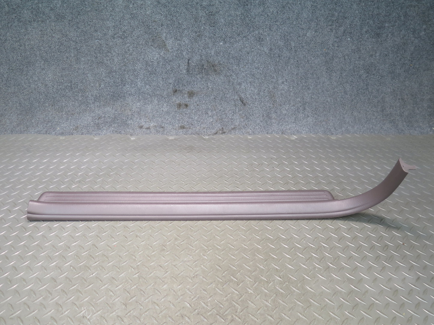 95-97 Nissan Gloria HY33 Set of 4 Front & Rear Door Scuff Sill Plate Trim OEM