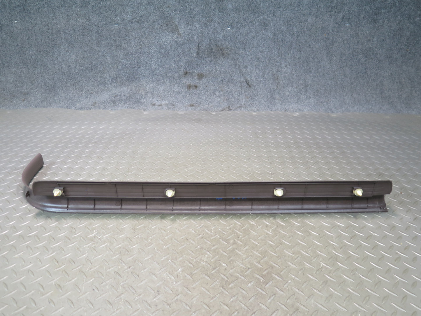 95-97 Nissan Gloria HY33 Set of 4 Front & Rear Door Scuff Sill Plate Trim OEM