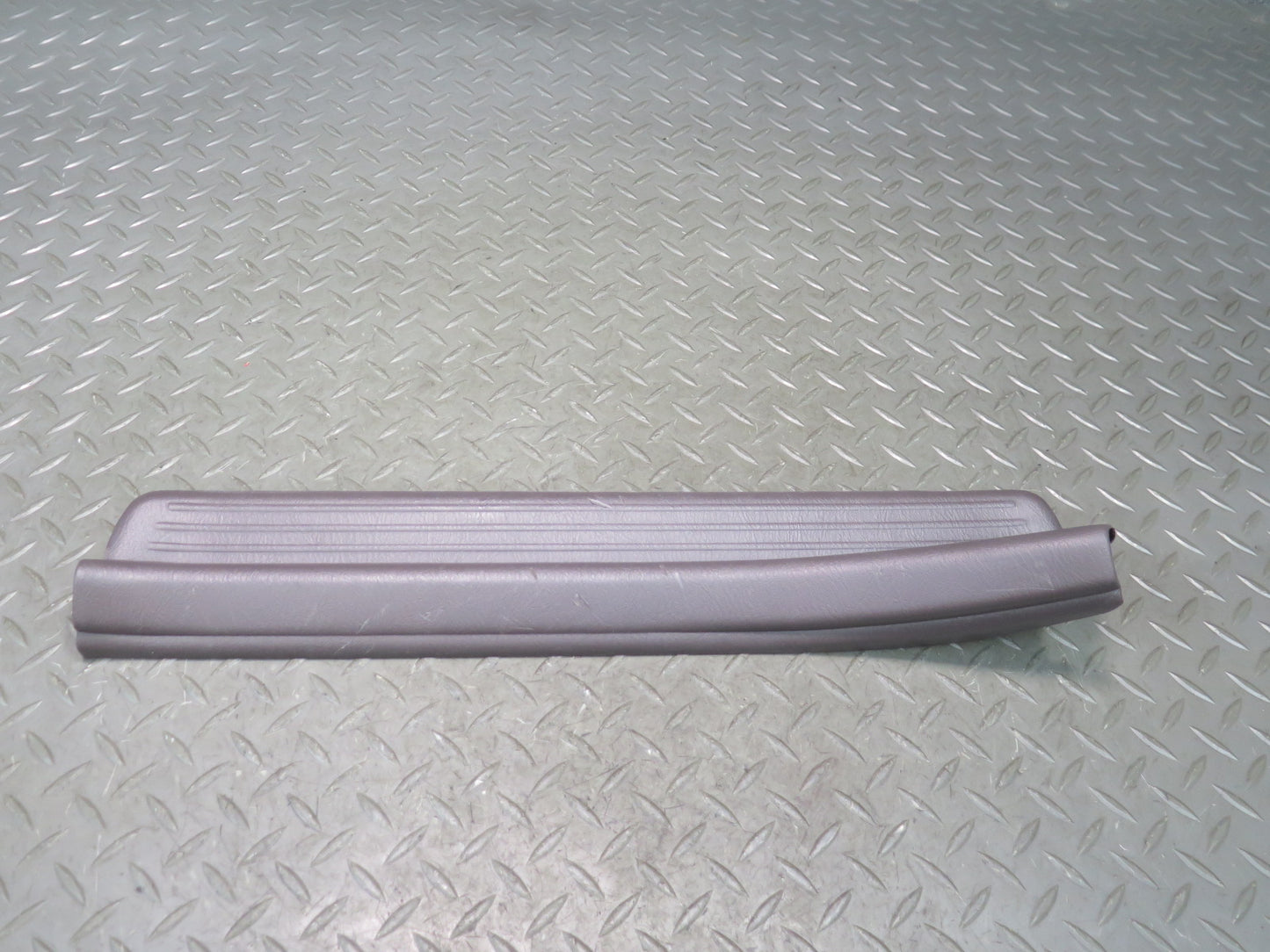 95-97 Nissan Gloria HY33 Set of 4 Front & Rear Door Scuff Sill Plate Trim OEM