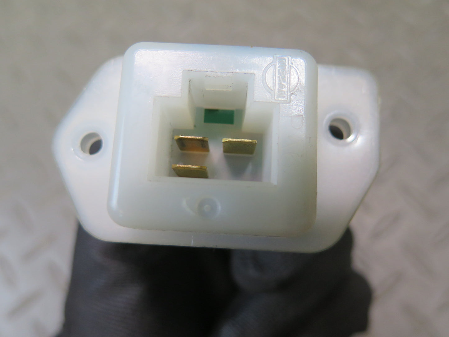 95-97 Nissan Gloria Cedric HY33 AC Heater Blower Motor Fan Resistor OEM