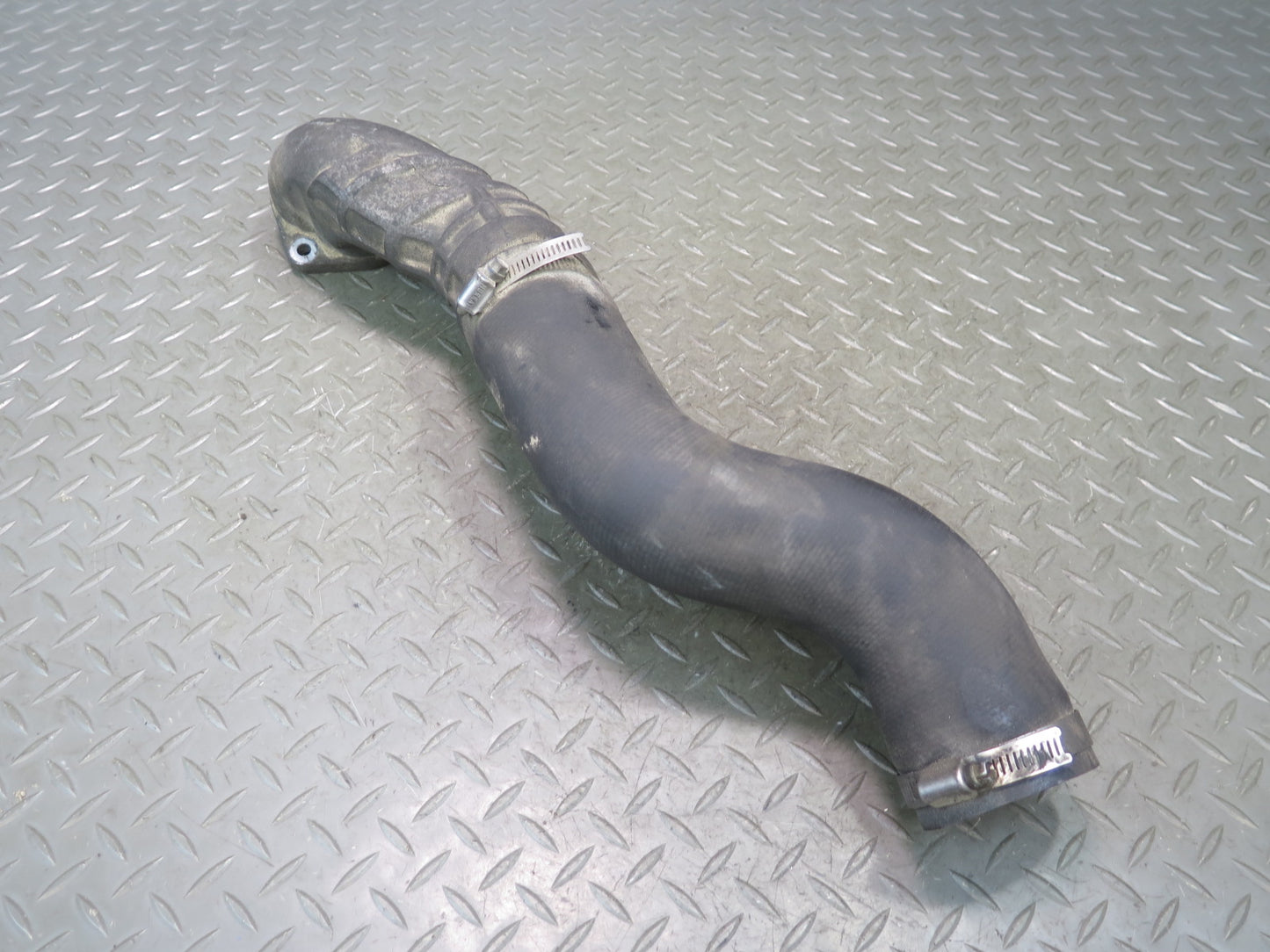 95-97 Nissan Gloria HY33 VQ30DET Turbo Right Intercooler Air Hard Pipe Line OEM