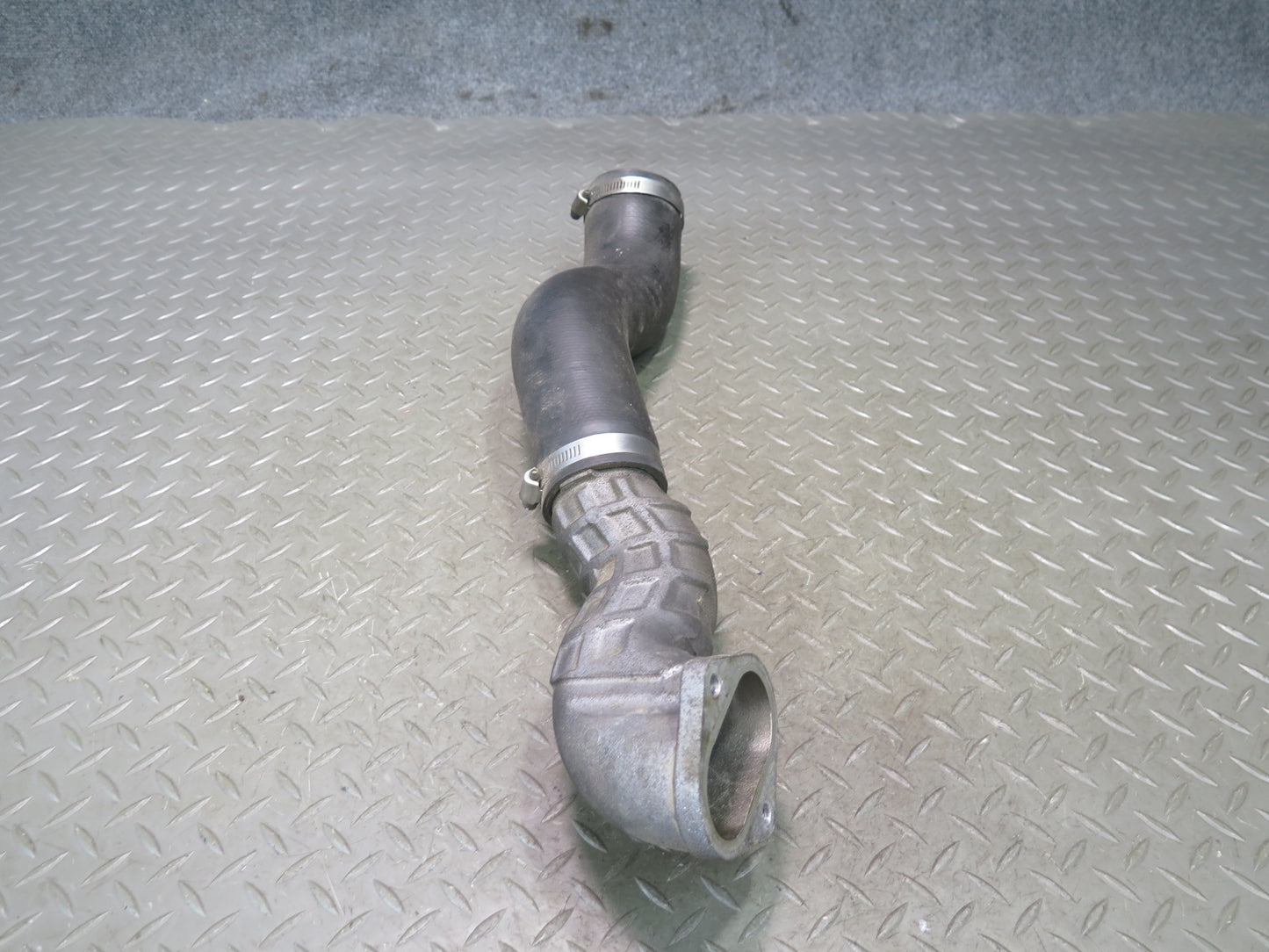 95-97 Nissan Gloria HY33 VQ30DET Turbo Right Intercooler Air Hard Pipe Line OEM