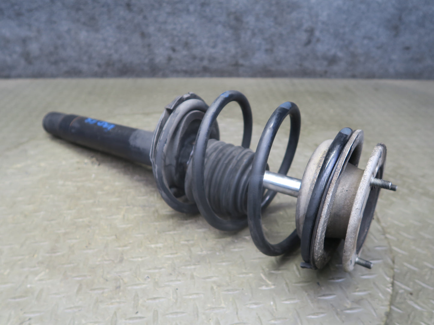 01-06 BMW E46 330Ci Convertible Front Left & Right Strut Shock Absorber Set OEM