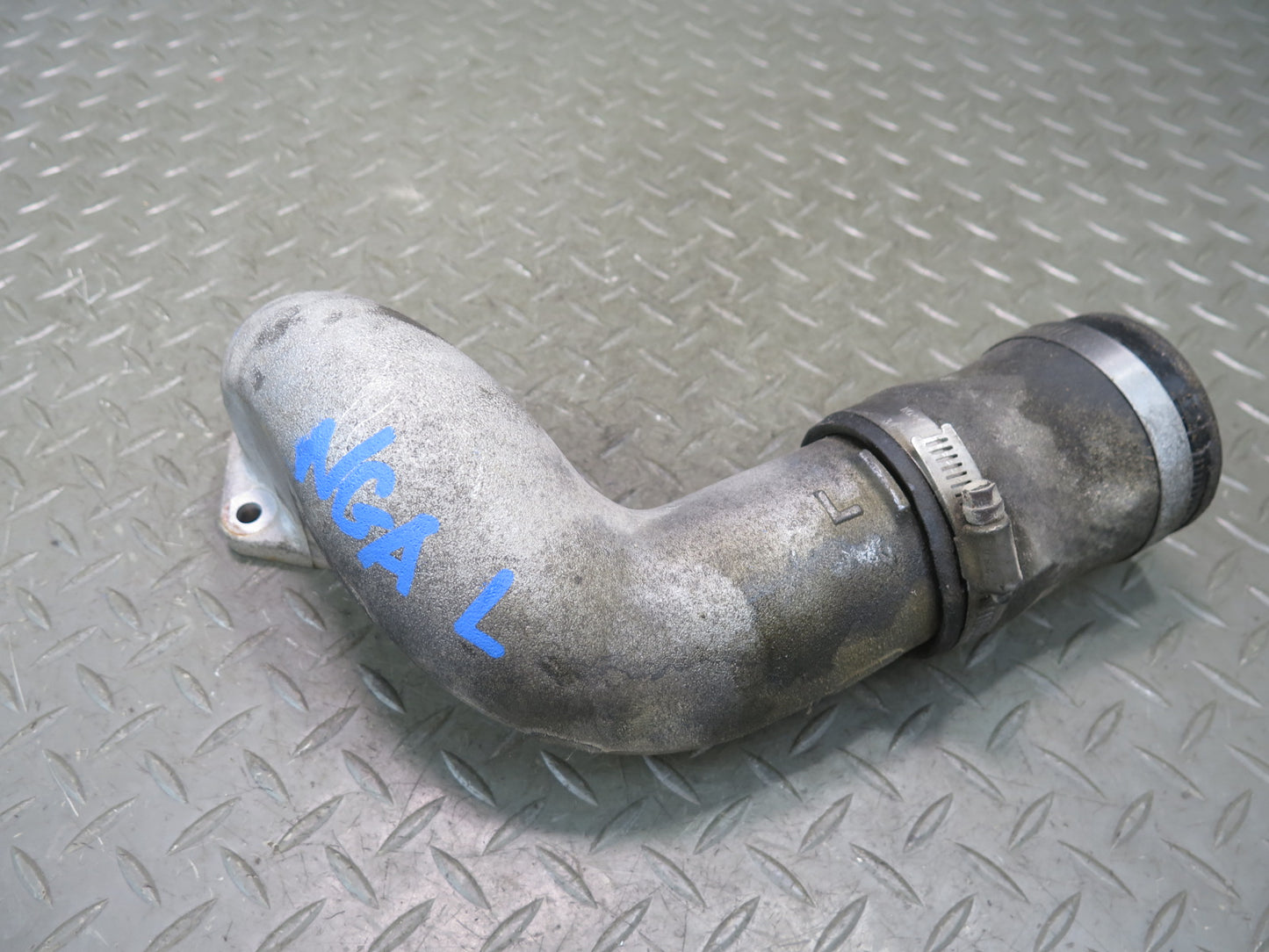 95-97 Nissan Gloria HY33 VQ30DET Turbo Left Intercooler Air Hard Pipe Line OEM