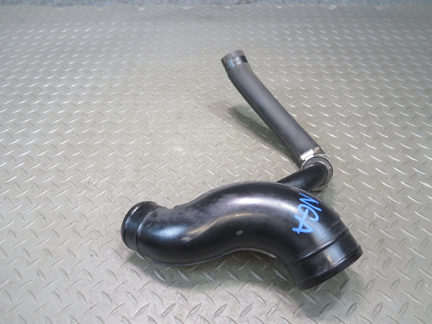 95-97 Nissan Gloria HY33 VQ30DET Turbo Left Intercooler Air Hard Pipe Line OEM
