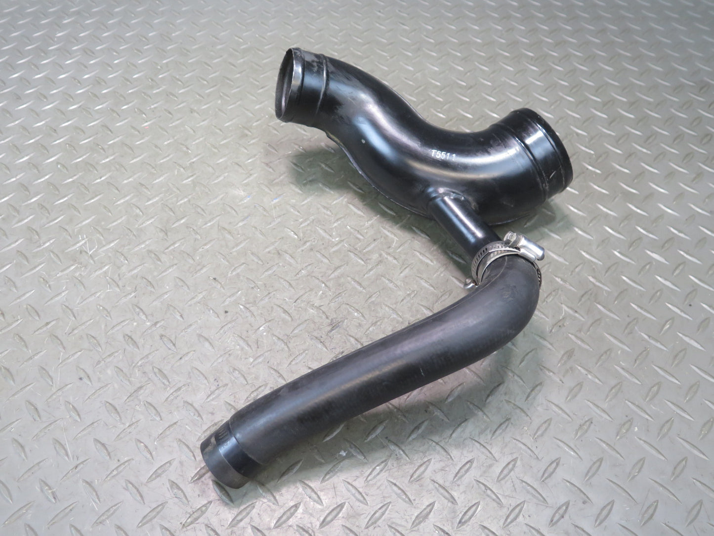 95-97 Nissan Gloria HY33 VQ30DET Turbo Left Intercooler Air Hard Pipe Line OEM