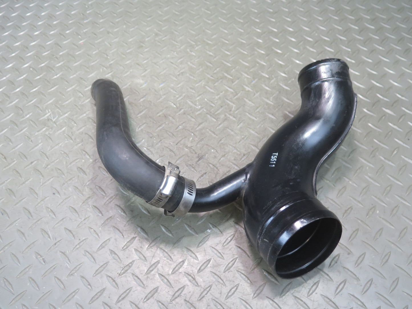 95-97 Nissan Gloria HY33 VQ30DET Turbo Left Intercooler Air Hard Pipe Line OEM