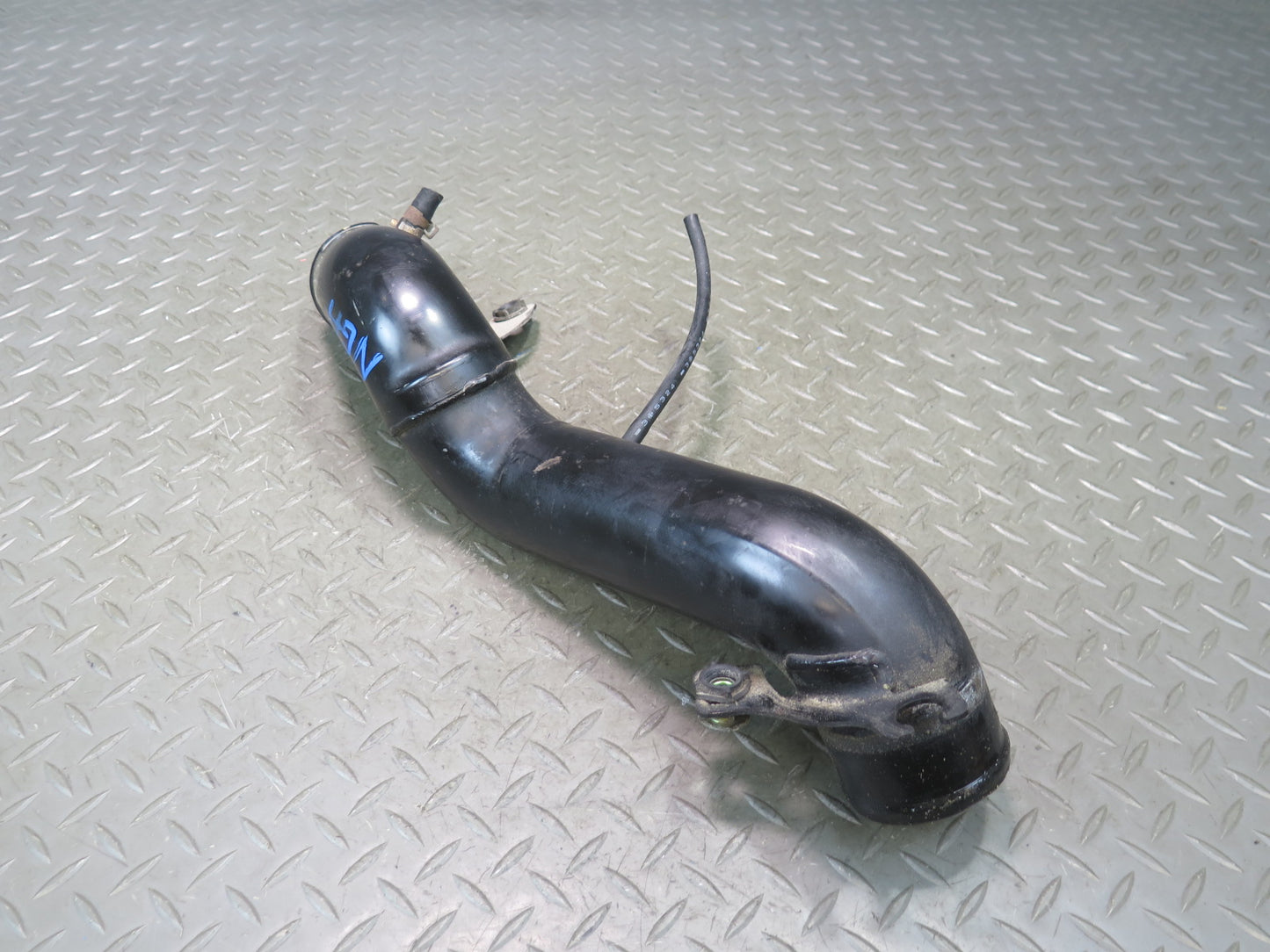 95-97 Nissan Gloria HY33 VQ30DET Turbo Right Intercooler Air Hard Pipe Line OEM