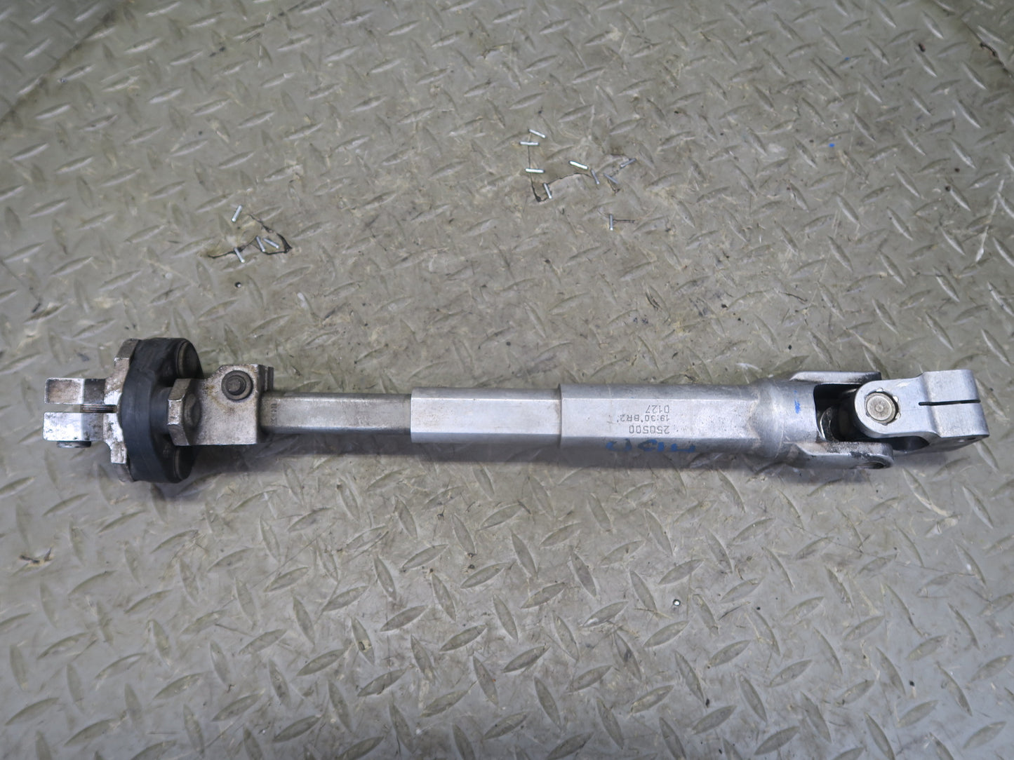 01-06 BMW E46 330Ci Steering Column U Joint Linkage Shaft OEM