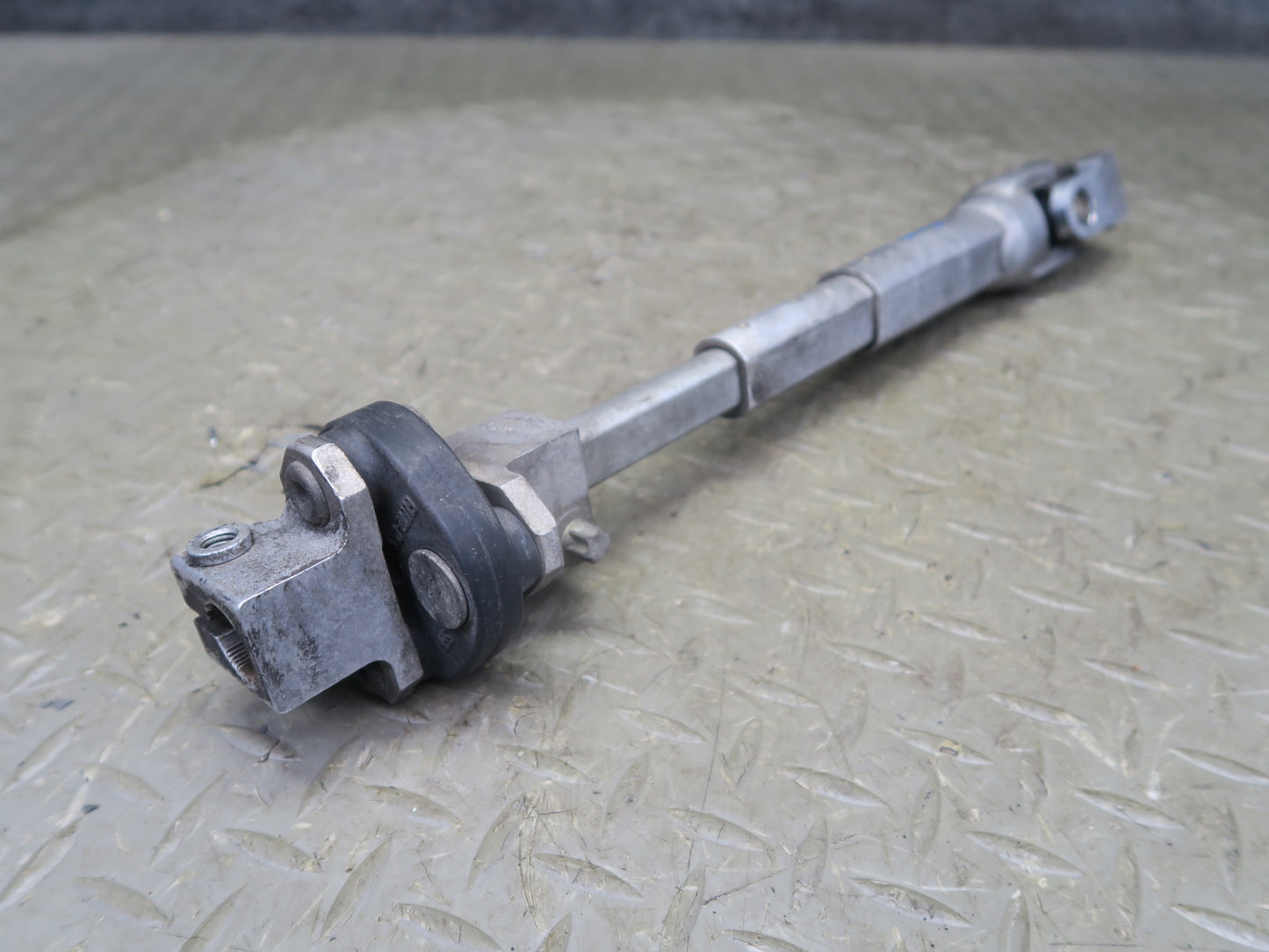 01-06 BMW E46 330Ci Steering Column U Joint Linkage Shaft OEM