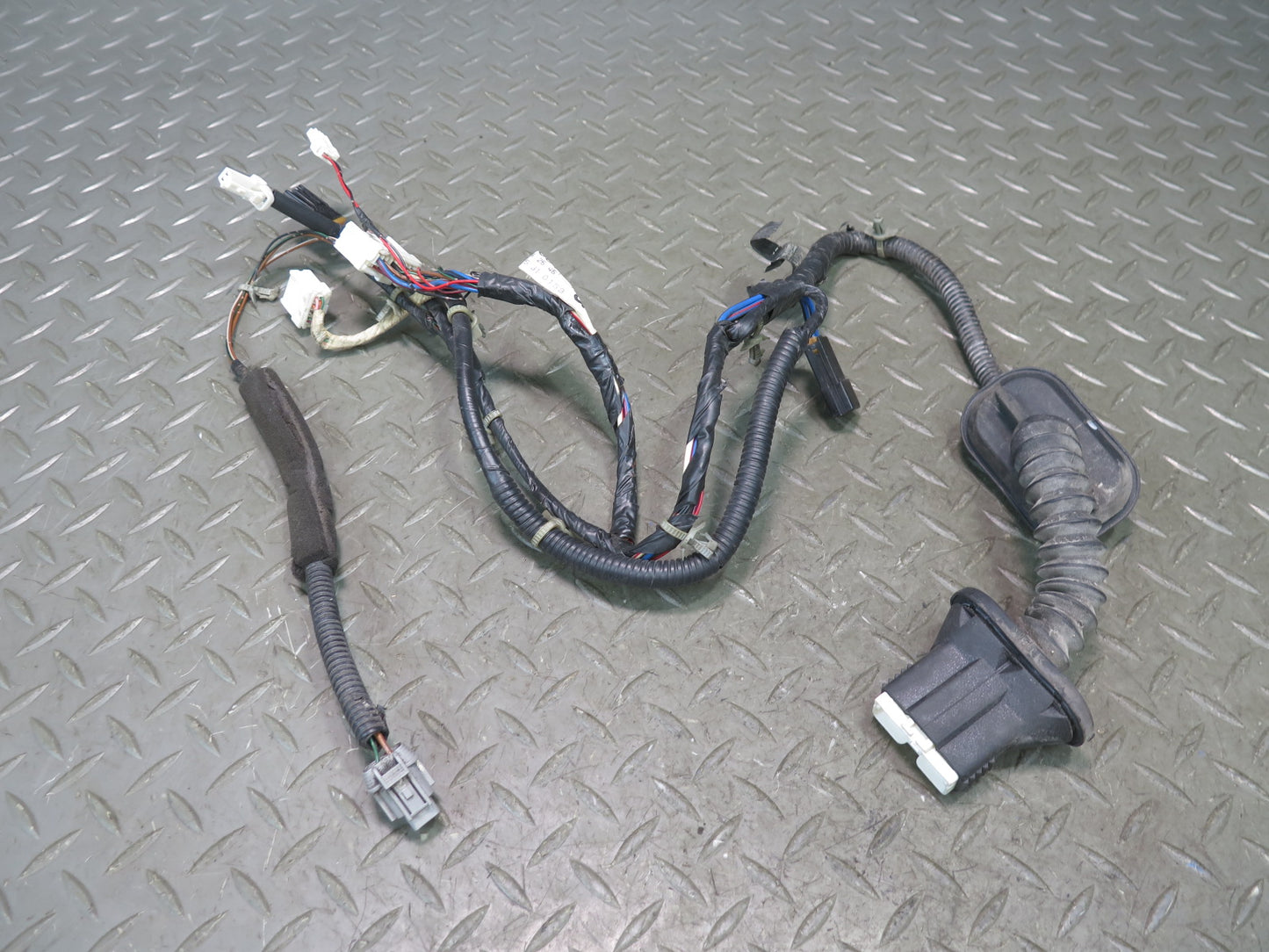 95-97 Nissan Gloria HY33 VIP Rear Right Door Wire Wiring Harness OEM