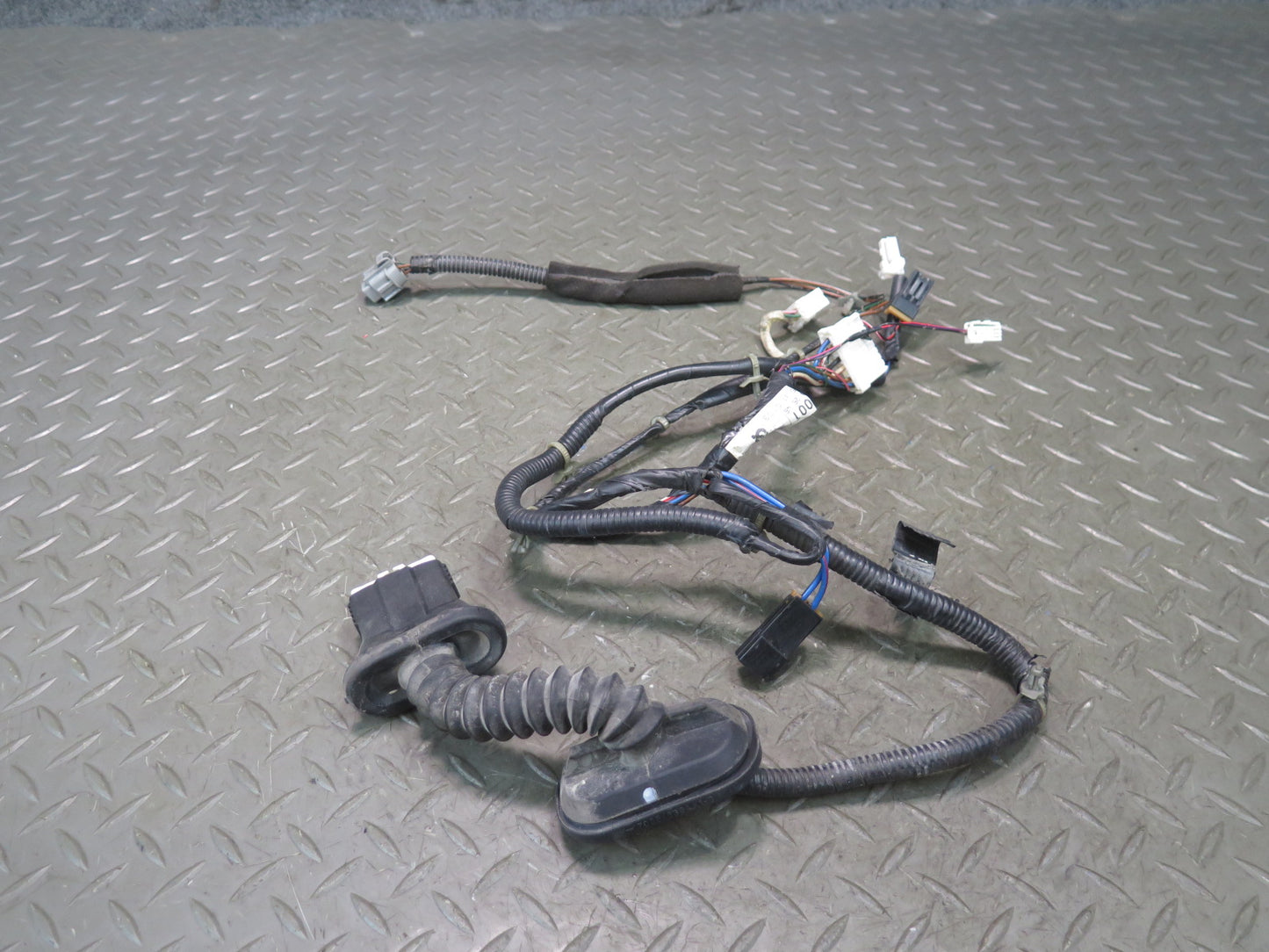 95-97 Nissan Gloria HY33 VIP Rear Right Door Wire Wiring Harness OEM