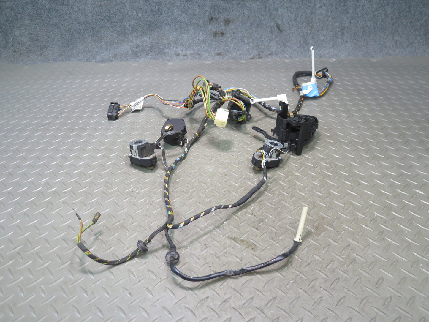 96-99 BMW E36 328iC A/C Heater Flap Servo Door Actuator Motor Wiring Set OEM