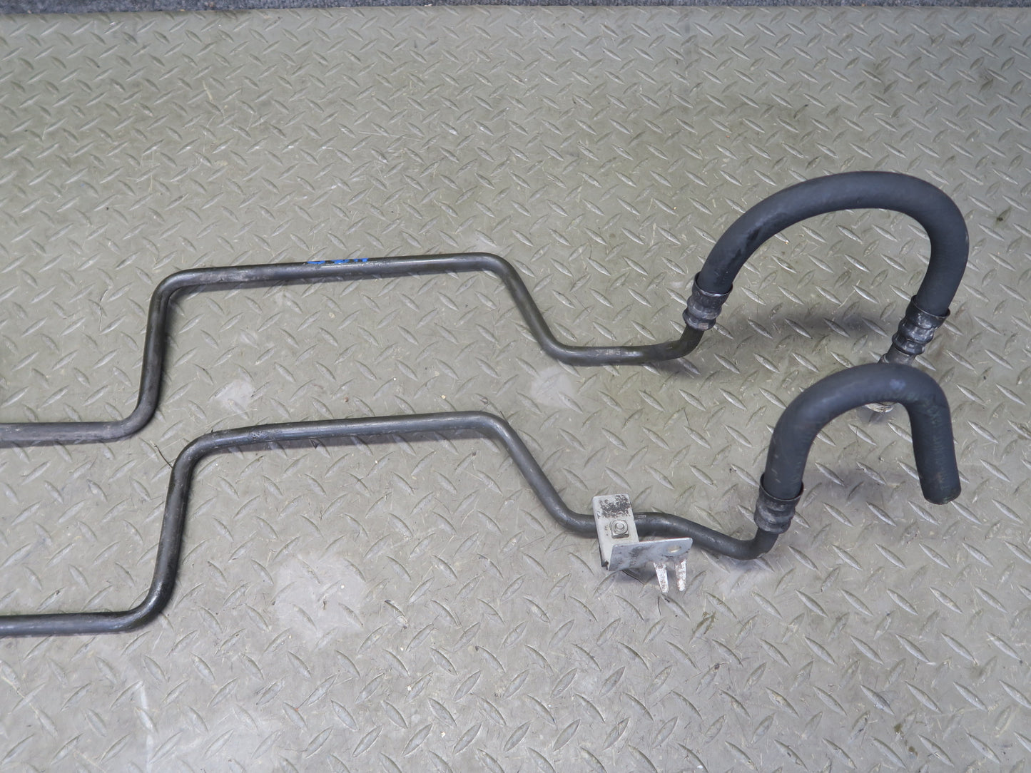 01-03 BMW E46 330i 330Ci A5S325Z A/T Transmission Oil Cooler Pipe Line Set OEM