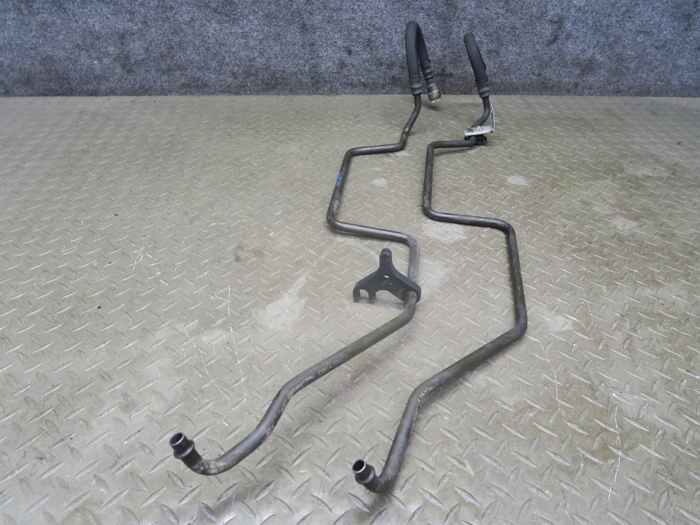 01-03 BMW E46 330i 330Ci A5S325Z A/T Transmission Oil Cooler Pipe Line Set OEM