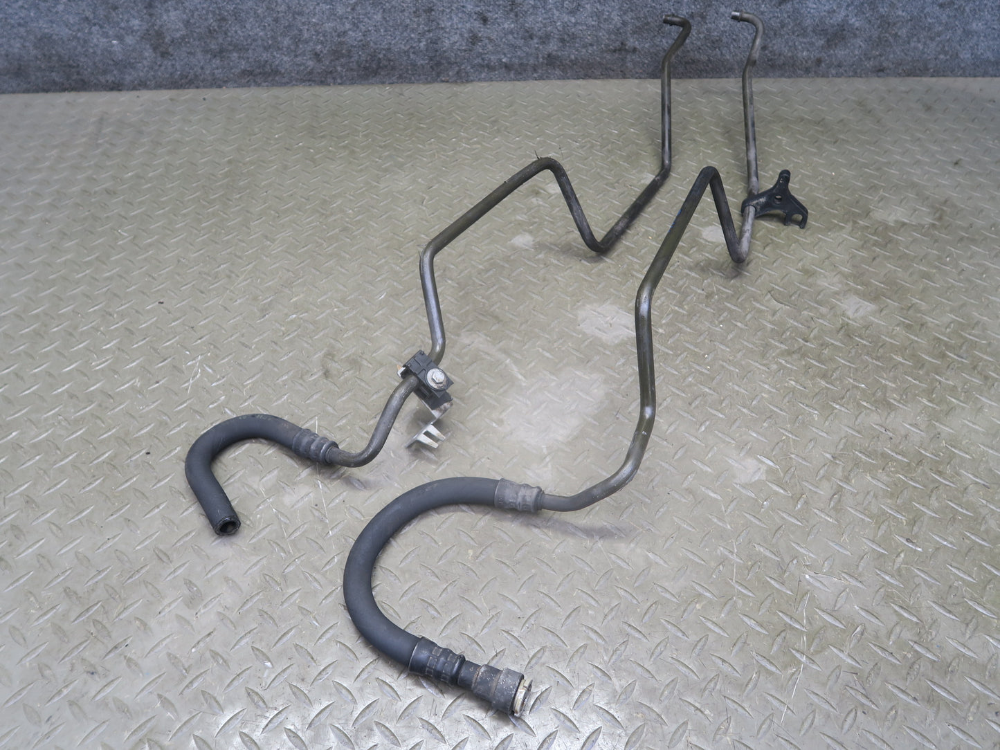 01-03 BMW E46 330i 330Ci A5S325Z A/T Transmission Oil Cooler Pipe Line Set OEM