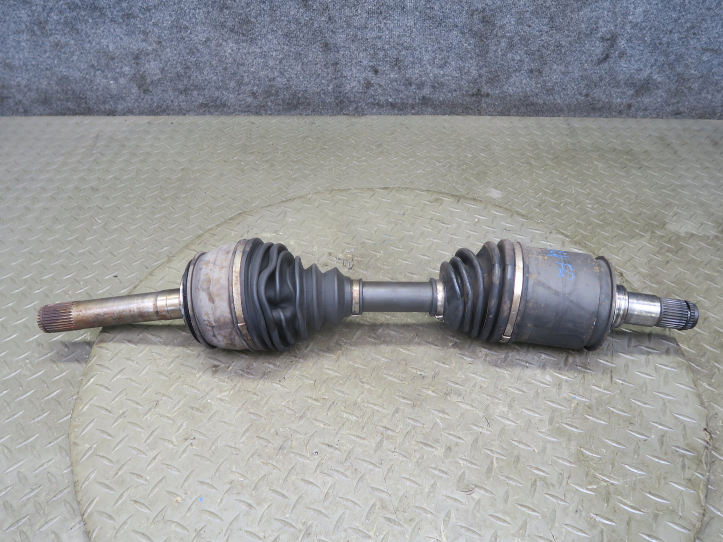 1998-2007 Lexus UZJ100L LX470 AWD Front Right Pass Side Suspension Axle Shaft