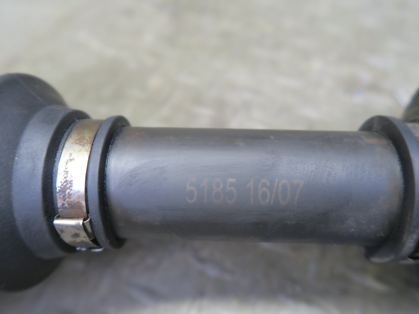 1998-2007 Lexus UZJ100L LX470 AWD Front Right Pass Side Suspension Axle Shaft