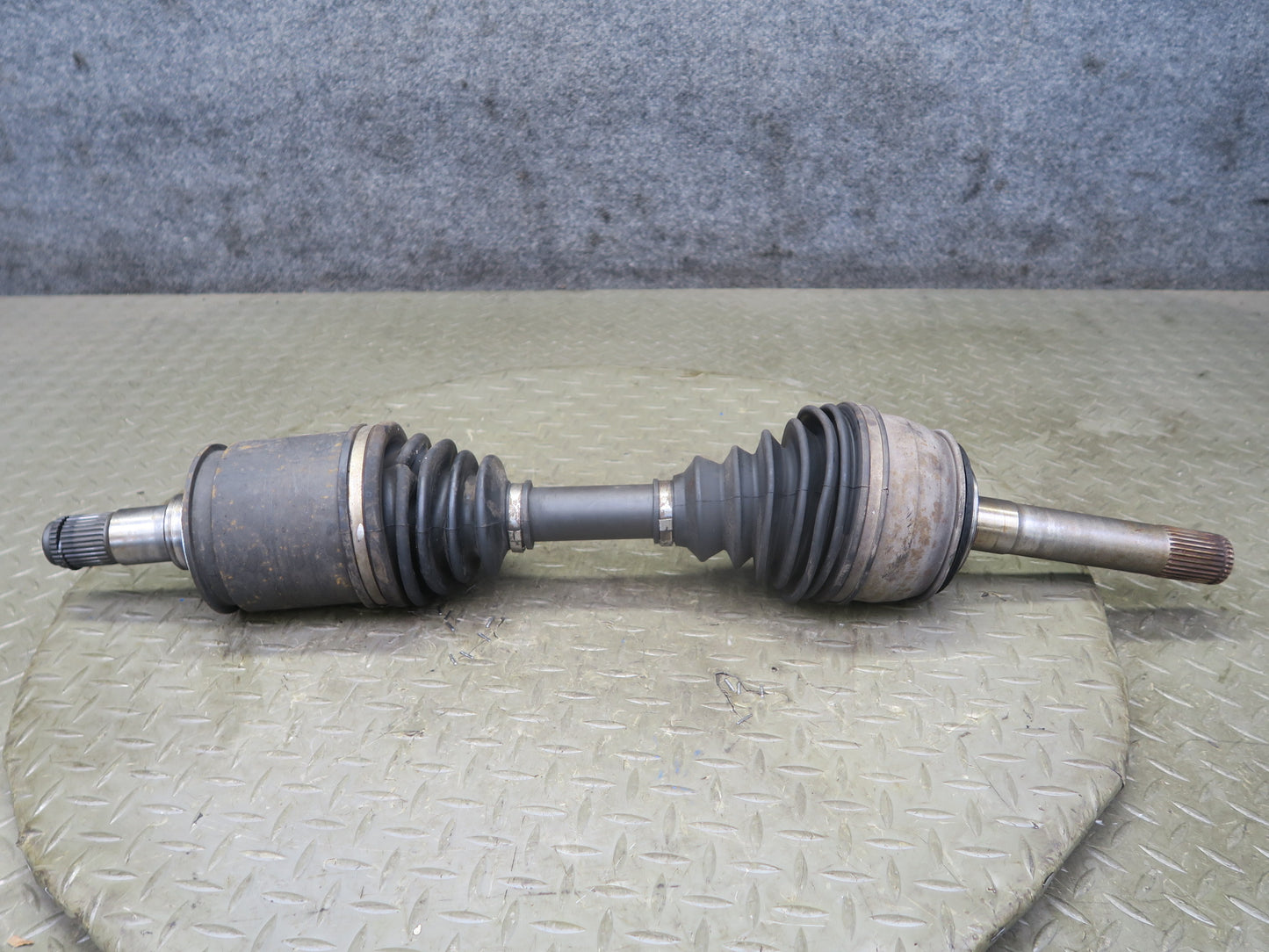 1998-2007 Lexus UZJ100L LX470 AWD Front Right Pass Side Suspension Axle Shaft