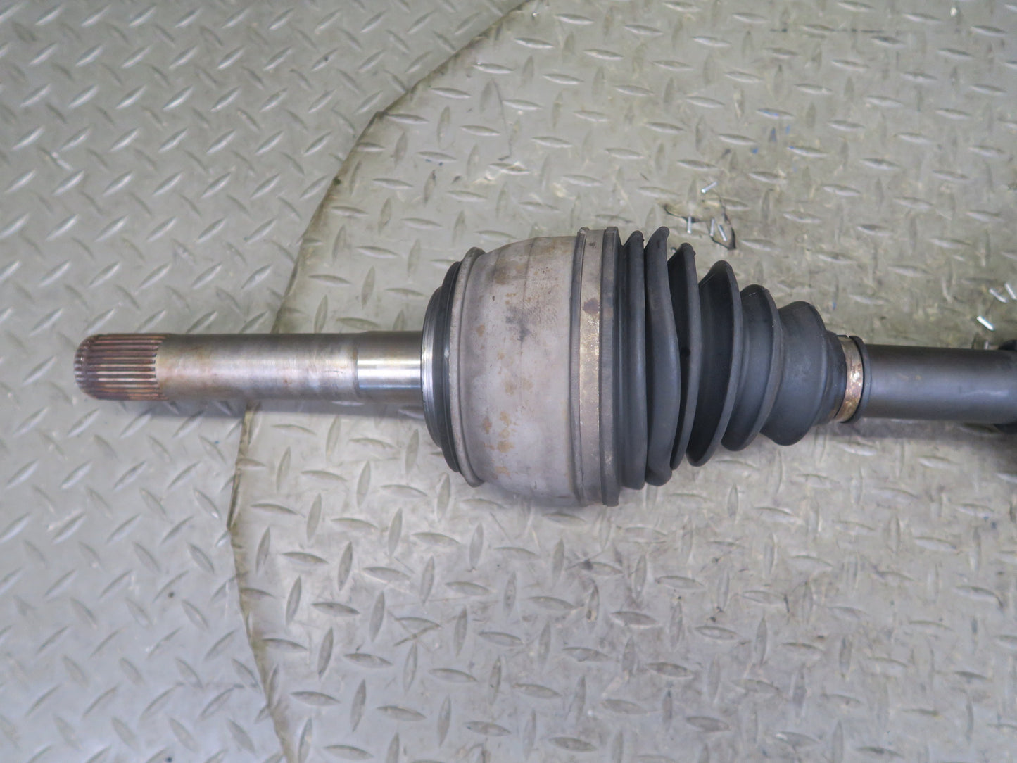 1998-2007 Lexus UZJ100L LX470 AWD Front Right Pass Side Suspension Axle Shaft
