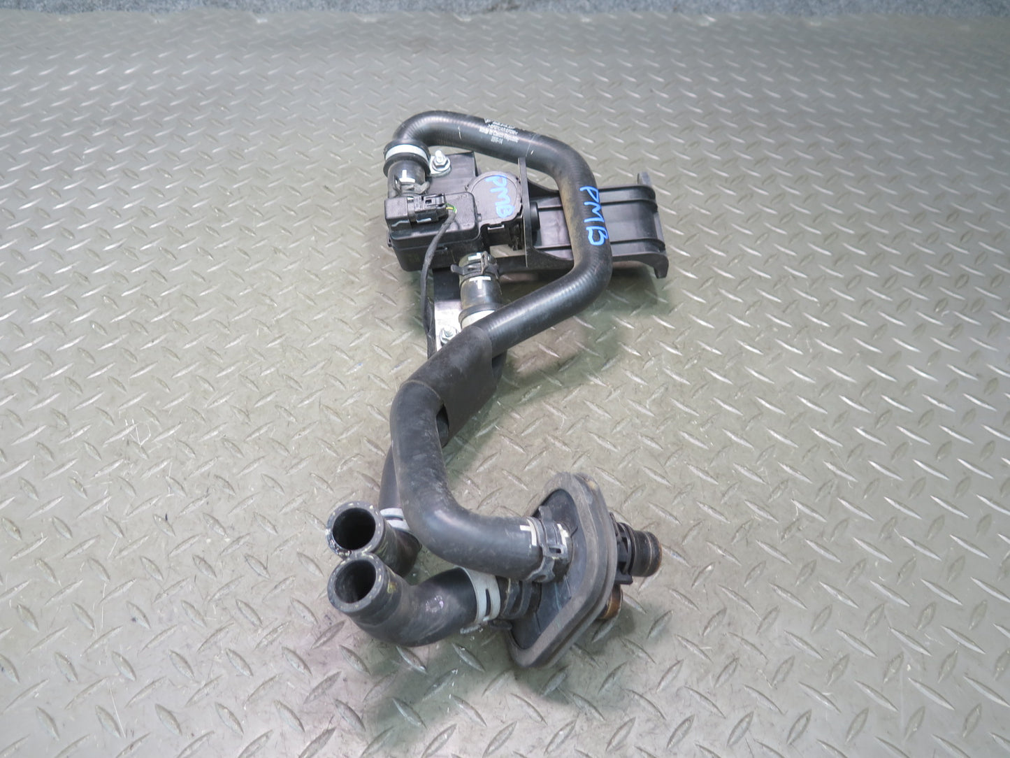 2015-2018 Porsche Macan Turbo Hvac Heater Control Solenoid Valve W/ Hose Assy