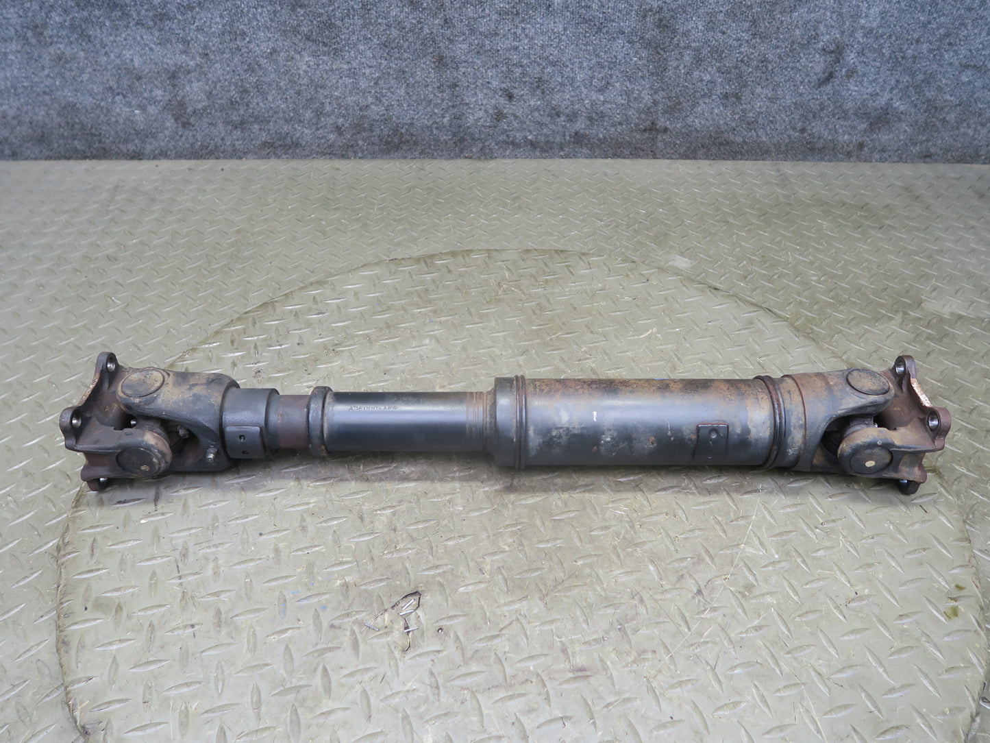 2003-2007 Lexus UZJ100L LX470 AWD A/T Front Drive Shaft Driveshaft
