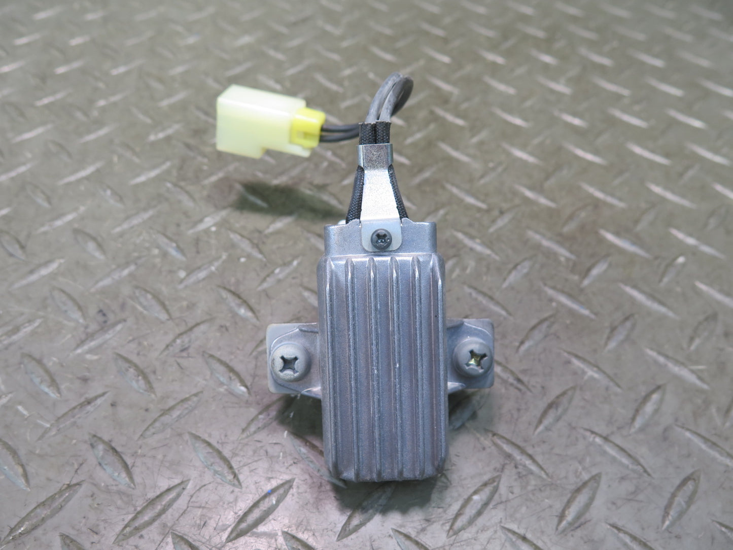 95-97 Nissan Gloria VQ30DET Turbo Fuel Pump Resistor Module 22698-4P210 OEM