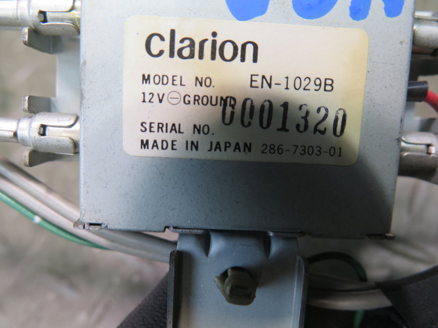95-97 Nissan Gloria Cedric HY33 TV Television Antenna Amplifier OEM