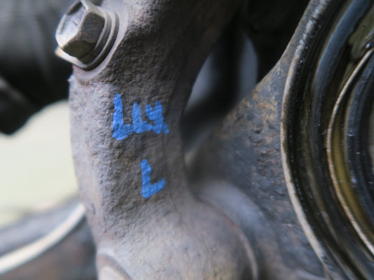 2003-2007 Lexus J100 LX470 Front Left Driver Side Spindle Knuckle Wheel Hub
