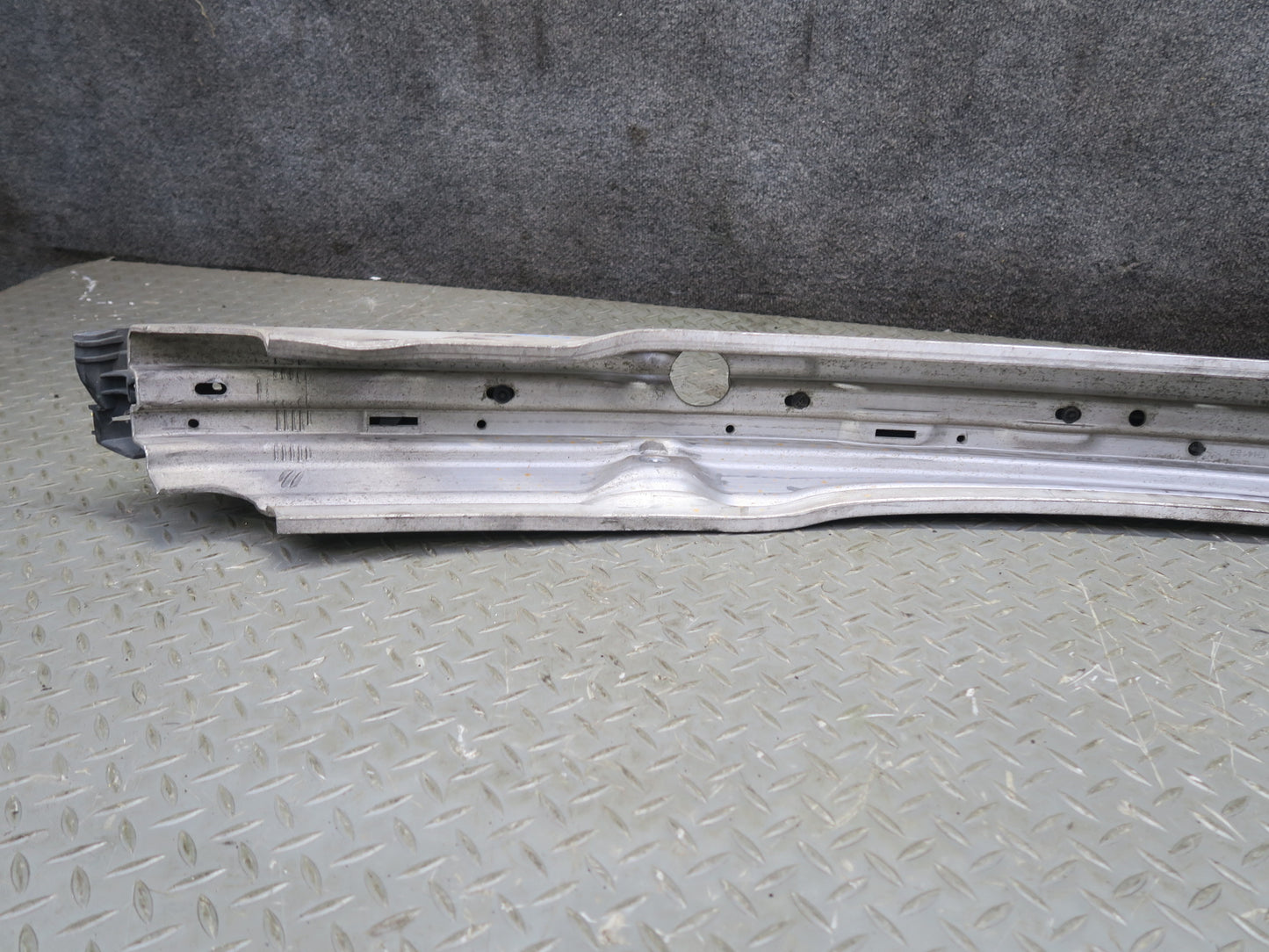 01-06 BMW E46 330ci Front Bumper Impact Reinforcement Bar 8195300 OEM