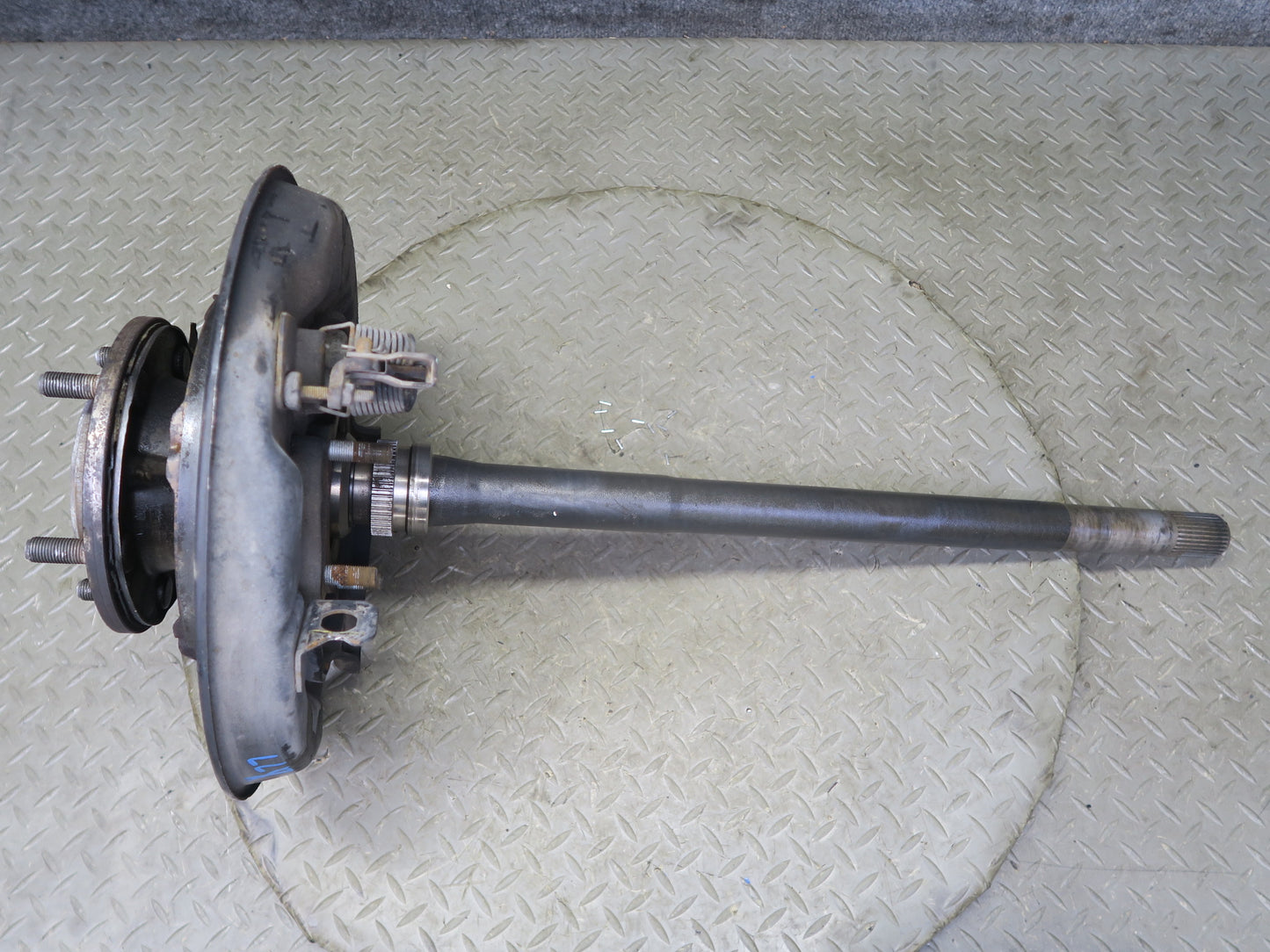 2003-2007 Lexus J100 LX470 Rear Right Pass Side Spindle Knuckle Wheel Hub