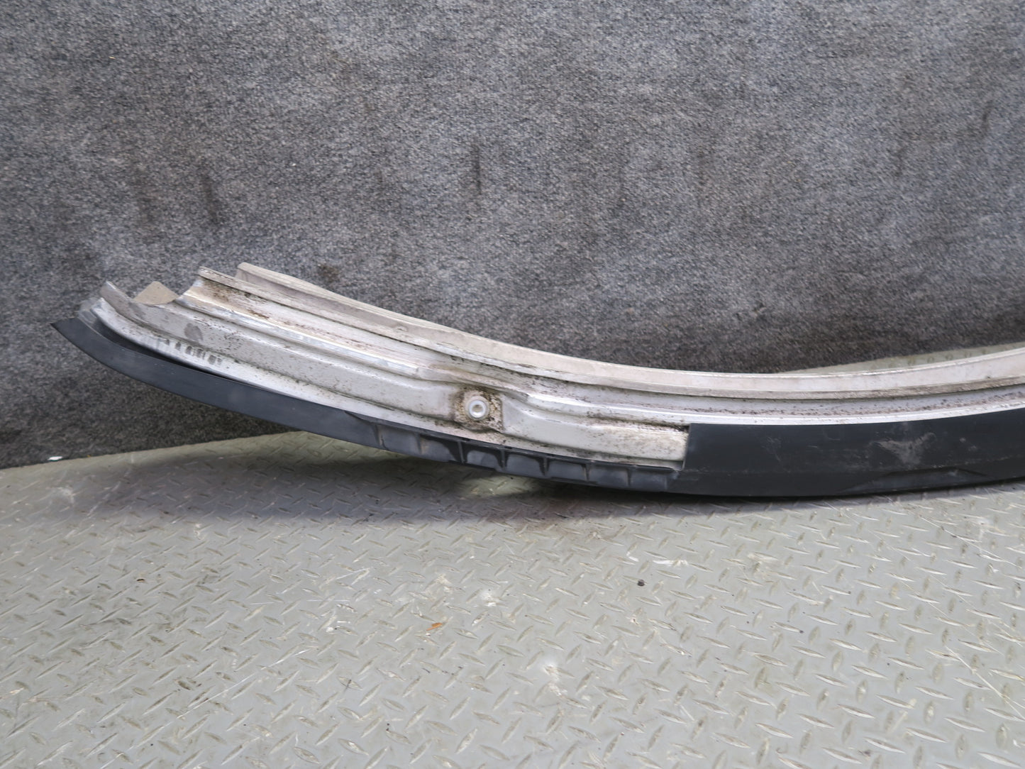 01-06 BMW E46 330ci Front Bumper Impact Reinforcement Bar 8195300 OEM