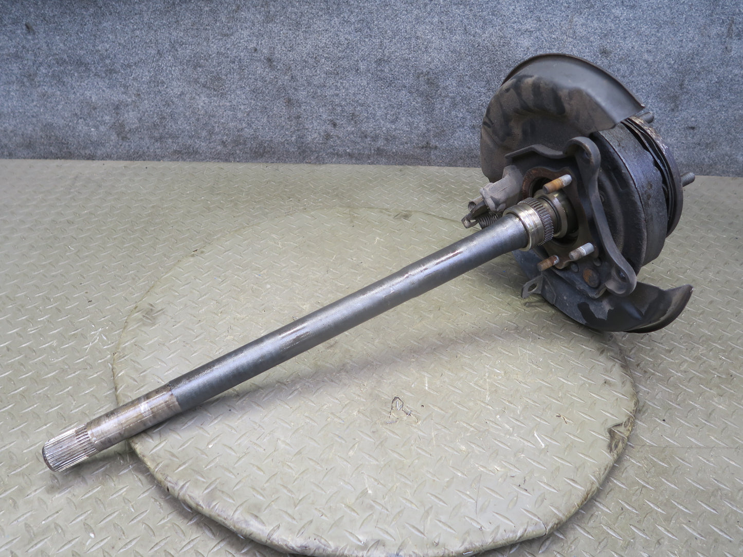 2003-2007 Lexus J100 LX470 Rear Right Pass Side Spindle Knuckle Wheel Hub