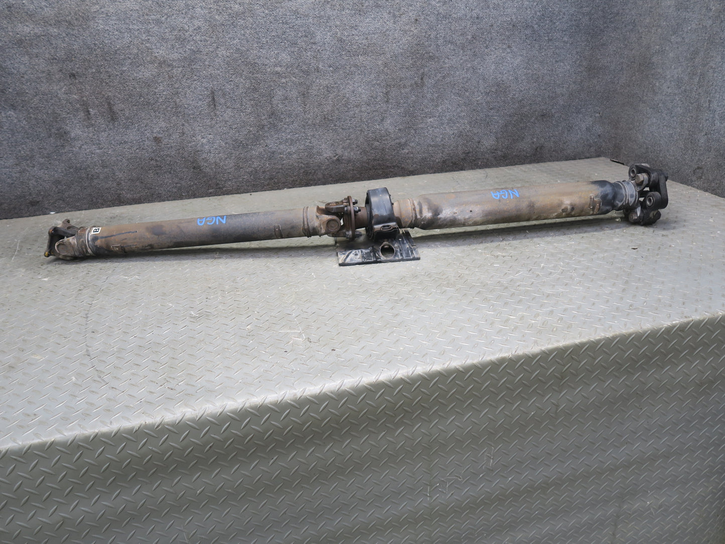 95-97 Nissan Gloria HY33 VQ30DET A/T RWD Rear Drive Shaft Driveshaft 60K OEM