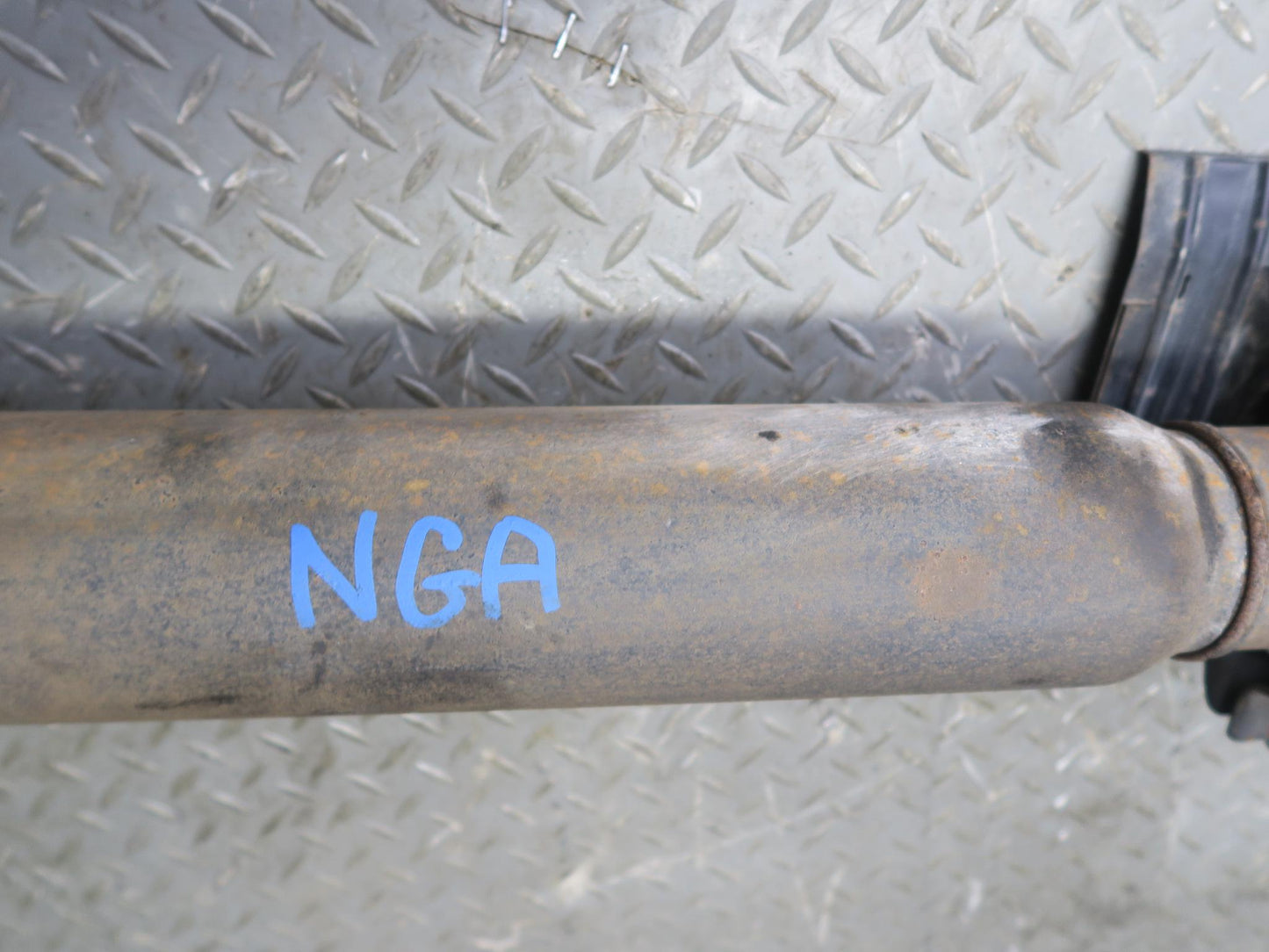 95-97 Nissan Gloria HY33 VQ30DET A/T RWD Rear Drive Shaft Driveshaft 60K OEM